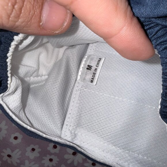 Wegreeco Washable Dog Diapers - Male Dog Belly Wrap - MEDIUM - 4 PACK - Picture 3 of 4